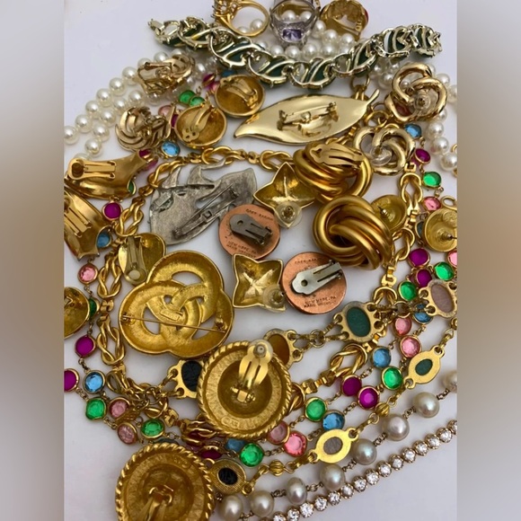 🧨1 LB ALL SIGNED/ HIGH END Jewelry Lot~MOST necklaces signed +earrings bracelets - Picture 8 of 9